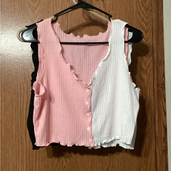 Cropped, Short SHEIN Blouses. - Picture 9 of 12